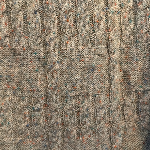 Vintage Made in the USA Sweater - Picture 2 of 4